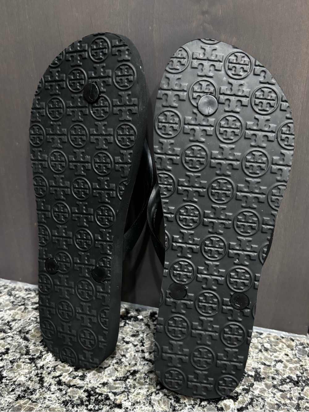 Tory Burch Miller Leopard Print Flip Flop Sandals Size 8 - Picture 7 of 7